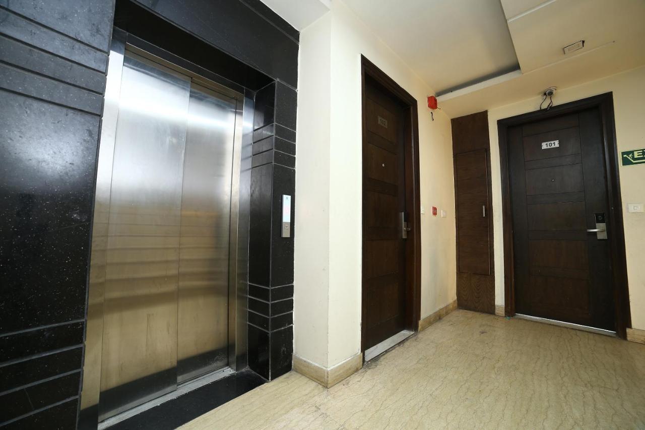ניו דלהי Oyo 11150 Hotel Jmd Rooms מראה חיצוני תמונה