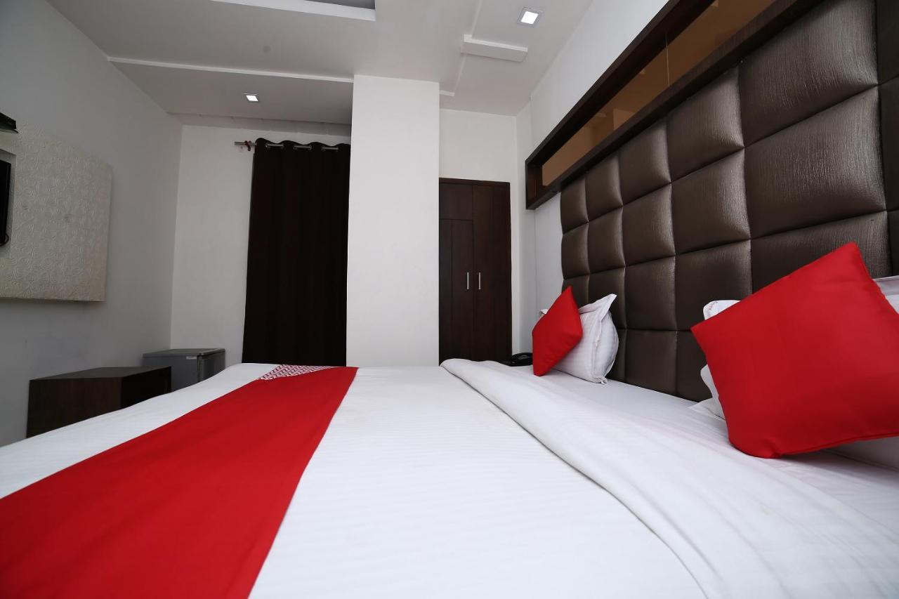 ניו דלהי Oyo 11150 Hotel Jmd Rooms מראה חיצוני תמונה